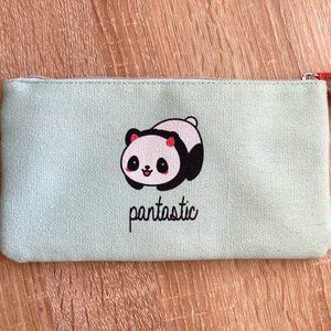 NWOT Pantastic Panda Cosmetic Bag 🐼
